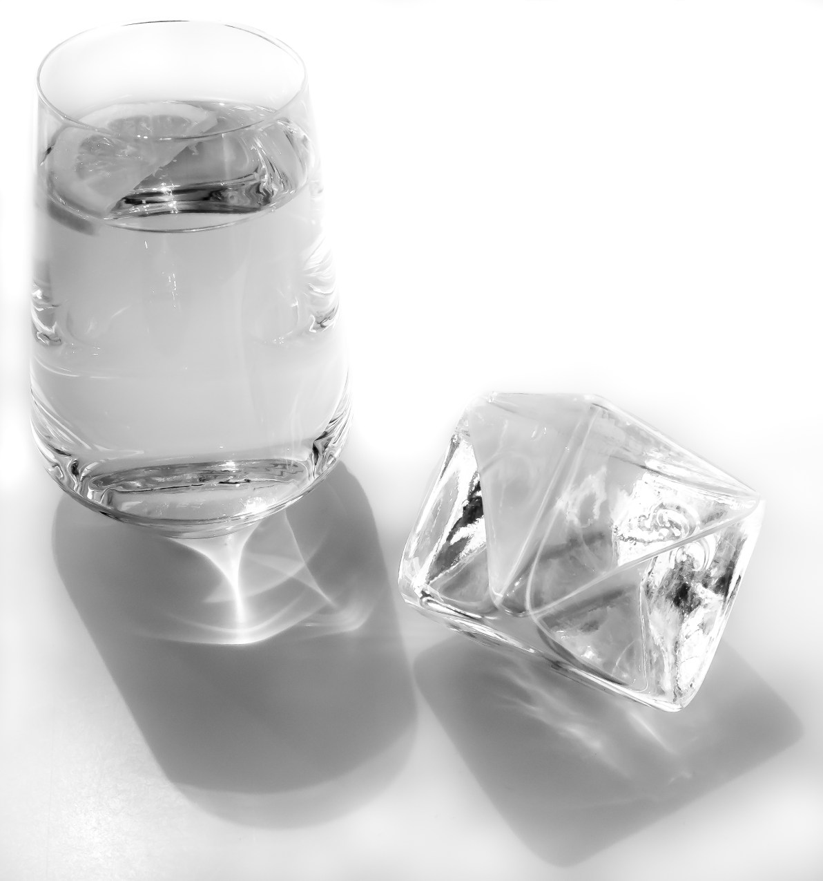 Glass, vase, water BW 2-2