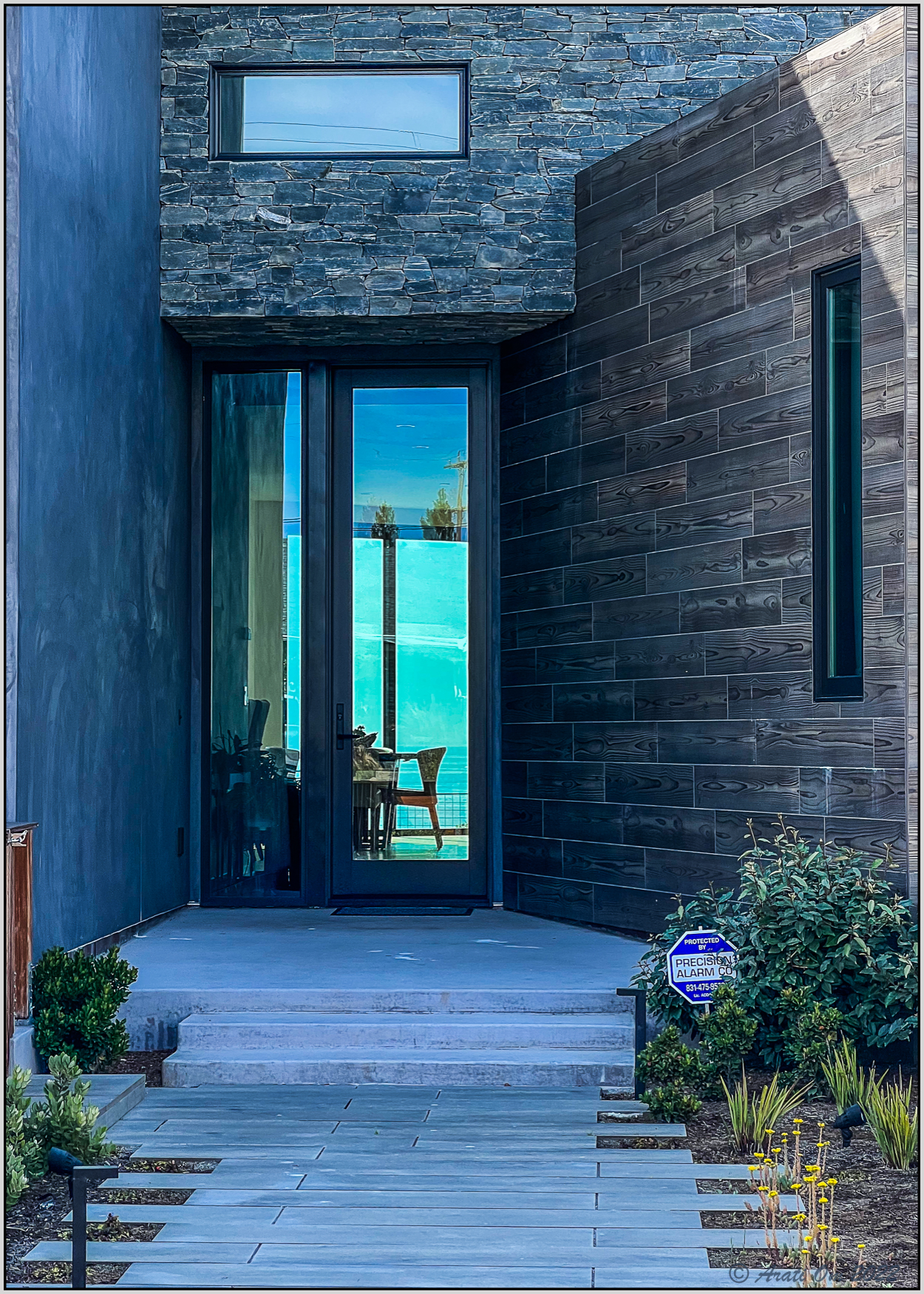 Thursday doors: Looking&nbsp;through