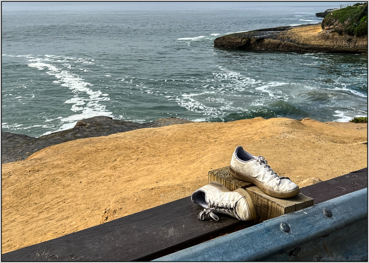 Santa Cruz… and the shoe stories